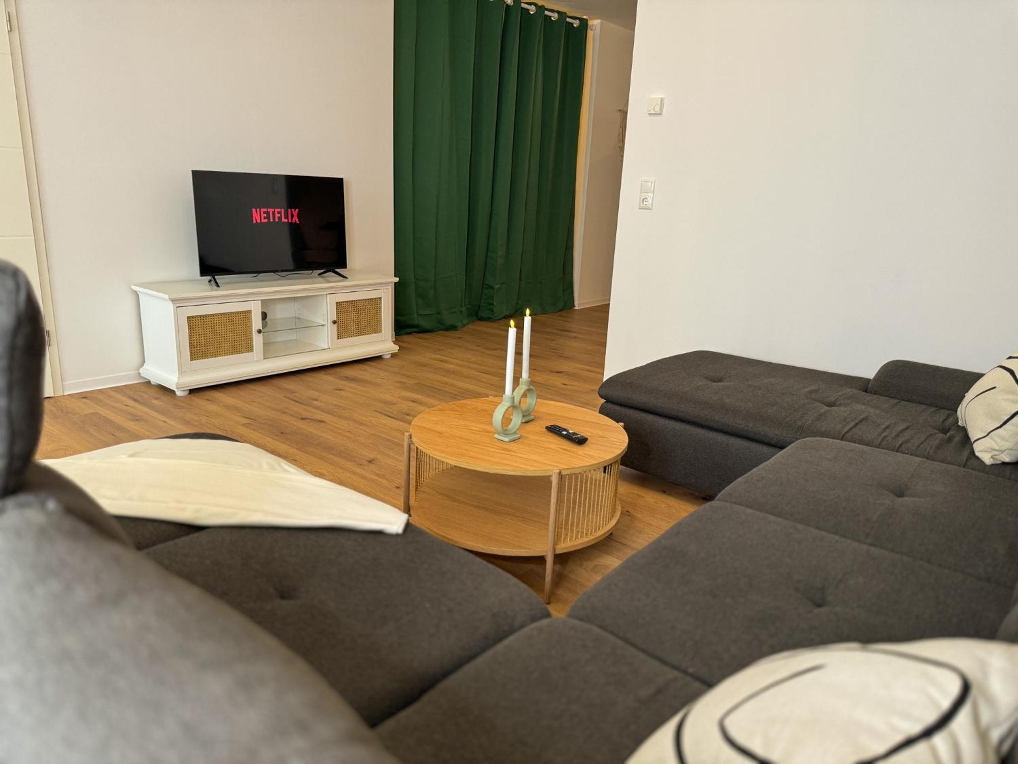 Home Inn Apartments - 203 Minden  Eksteriør bilde