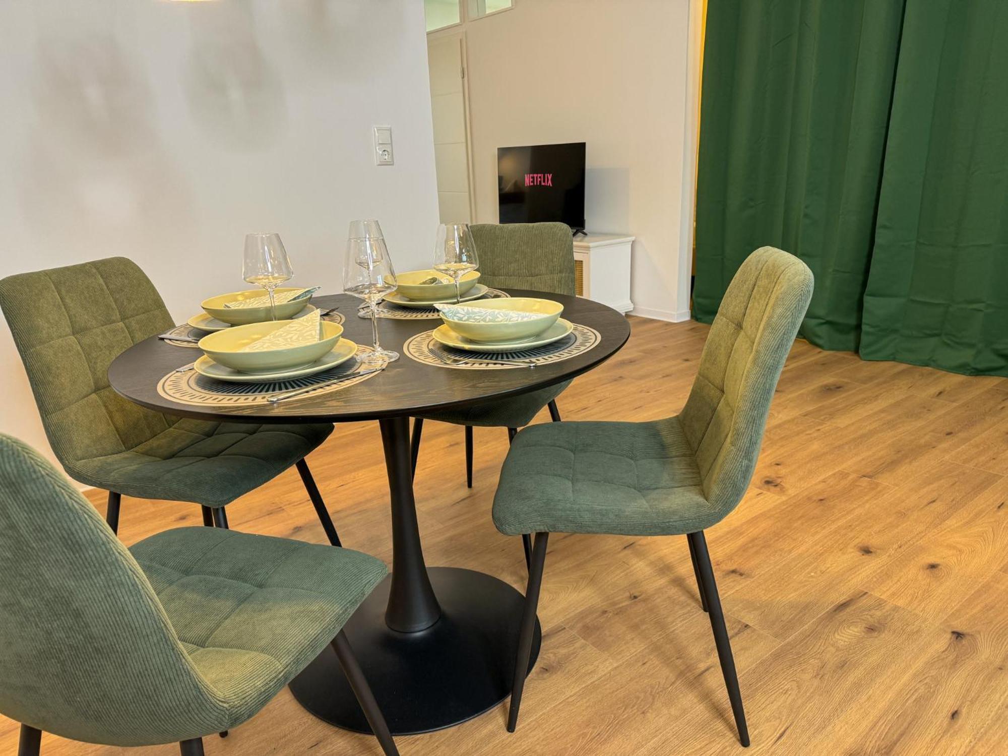 Home Inn Apartments - 203 Minden  Eksteriør bilde