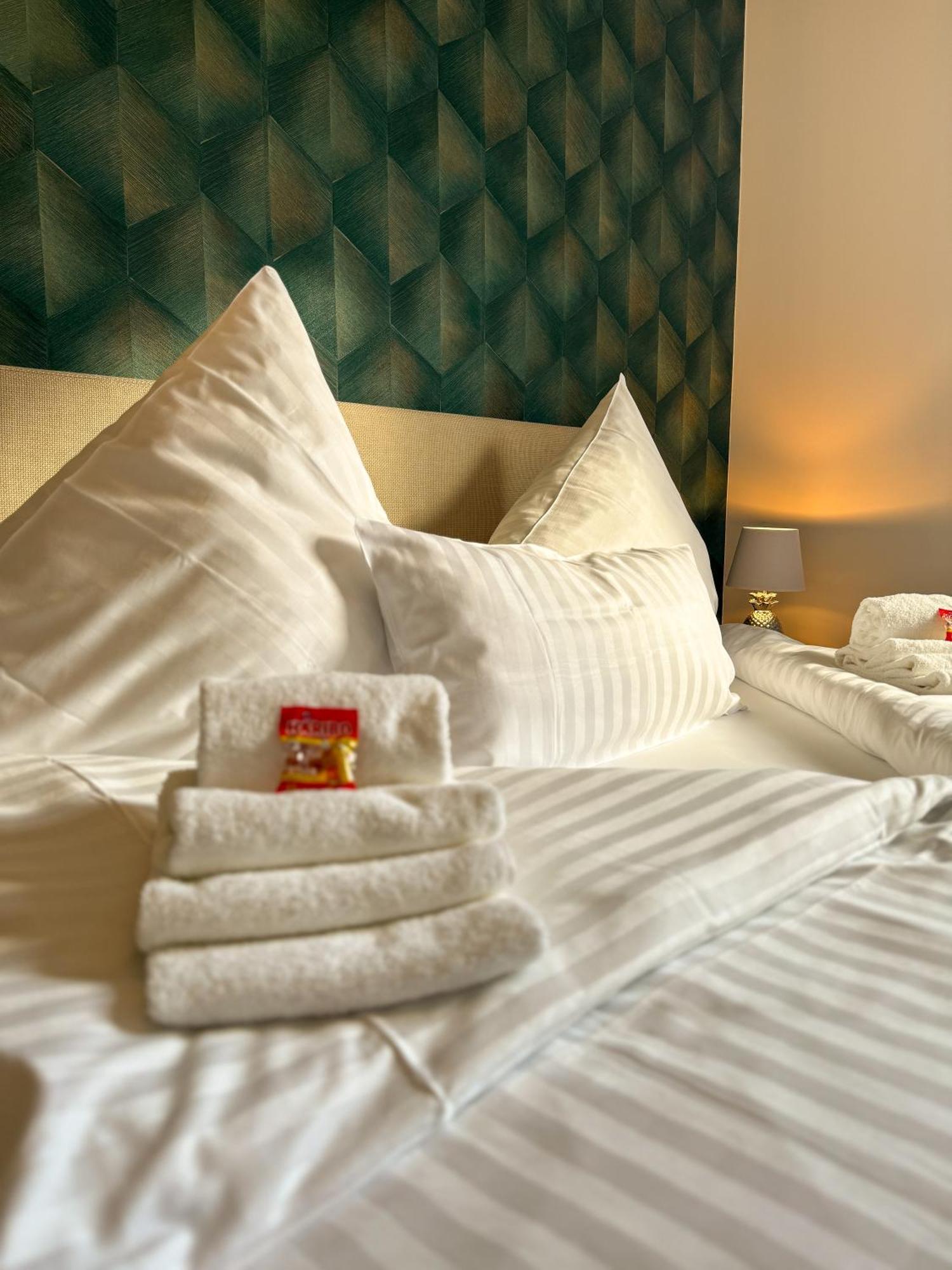 Home Inn Apartments - 203 Minden  Eksteriør bilde